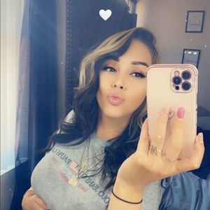 Meet your Posher, Janel